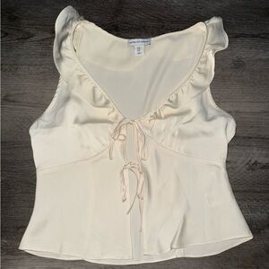 NWOT Cupcakes & Cashmere Cream Ruffle Tie Blouse